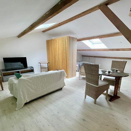 Les Vieux Platanes Apartment La Crau Bagian luar foto