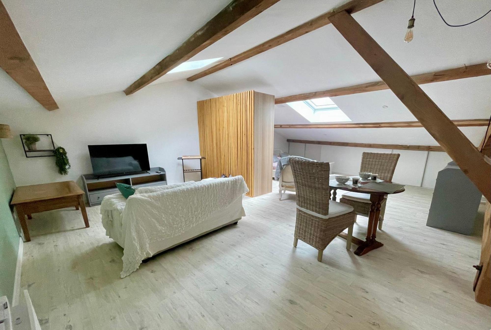 Les Vieux Platanes Apartment La Crau Bagian luar foto